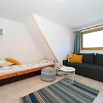 Poza Horyzont 3*
